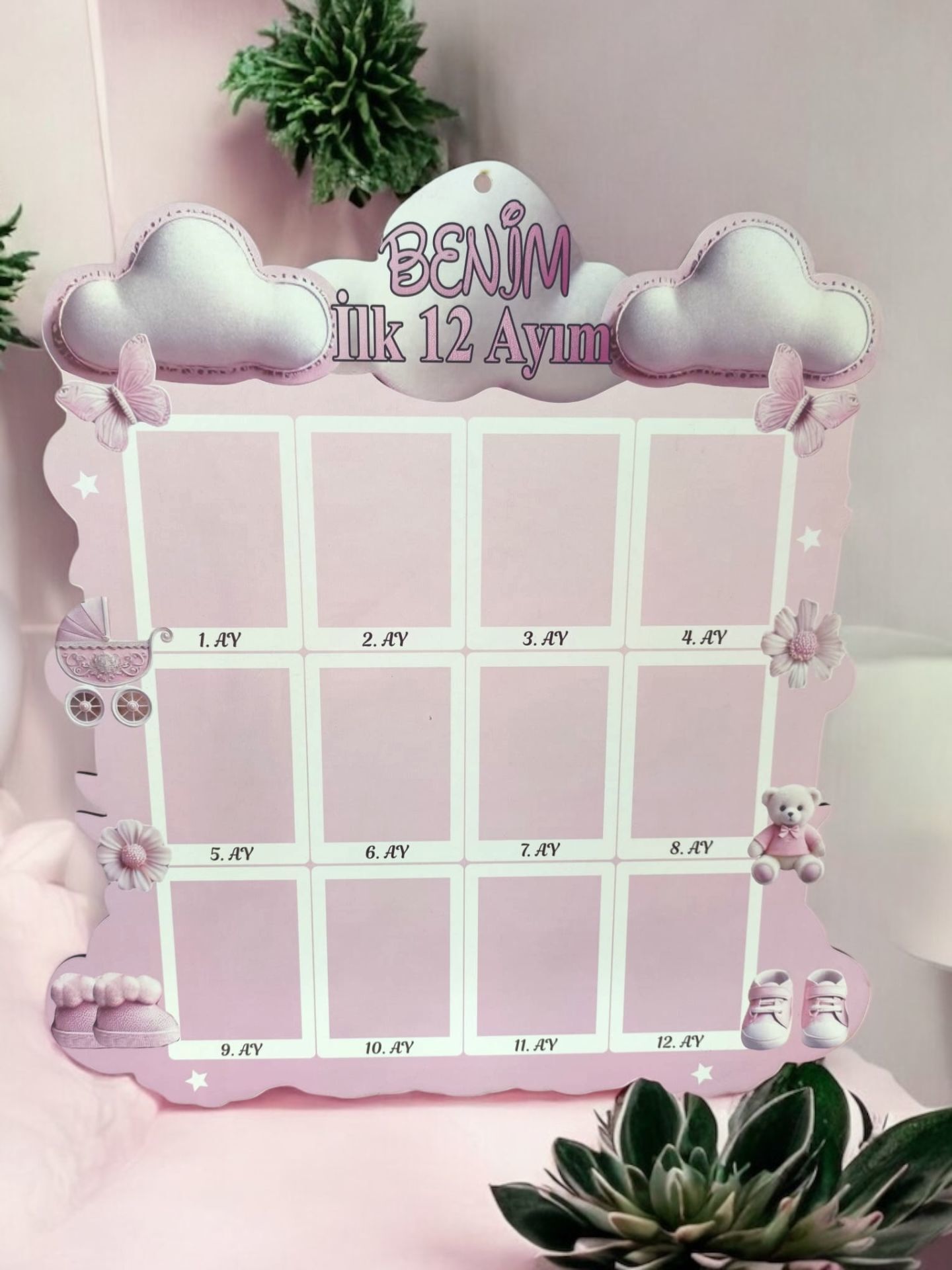 Bulut desenli  pembe 12 ay resim panosu