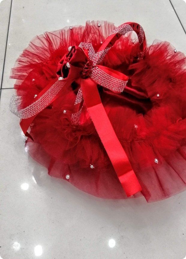 Saten güllü fiyonklu kına sepeti