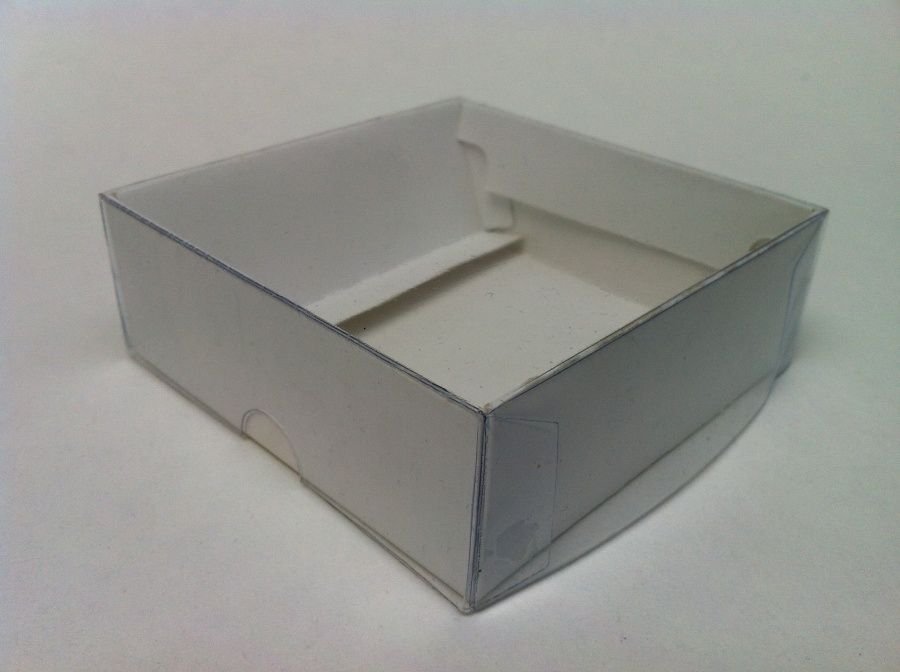 8x8x3 cm Altı Karton Asetat Kapaklı  Kutu
