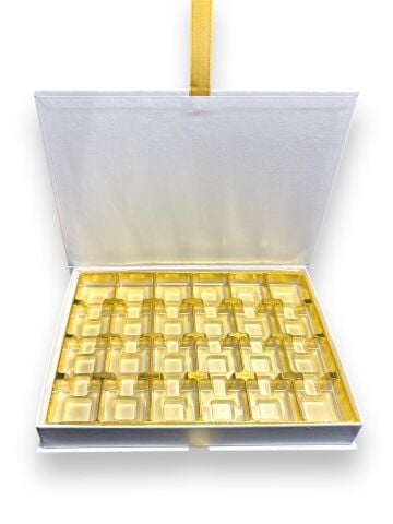 Taslama Çikolata Kutusu 24 Gözlü Beyaz