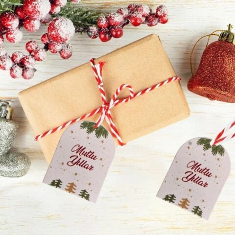 50 Li Yılbaşı Mutlu Yıllar Yazılı Hediye Etiketi, Delikli Yeni Yıl Paketleme Kartı