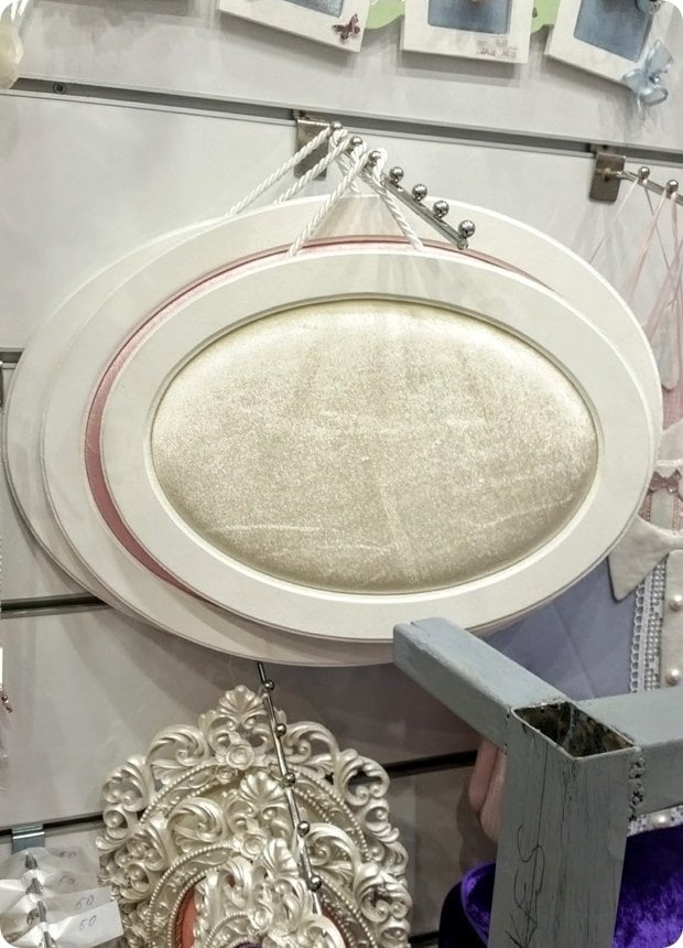 2 Boy Oval,Ahşap,Kadife Kumaşlı Kapı Süsü Fon Süzsüz