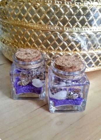 1 Pk Kumlu Deniz Kabuklu Jel Mum (Mantar Kapaklı Kare Kavanoz)