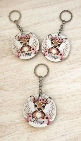 Geyik Desenli Ahşap Anahtarlık