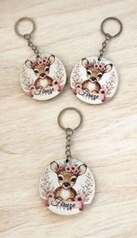 Geyik Desenli Ahşap Anahtarlık