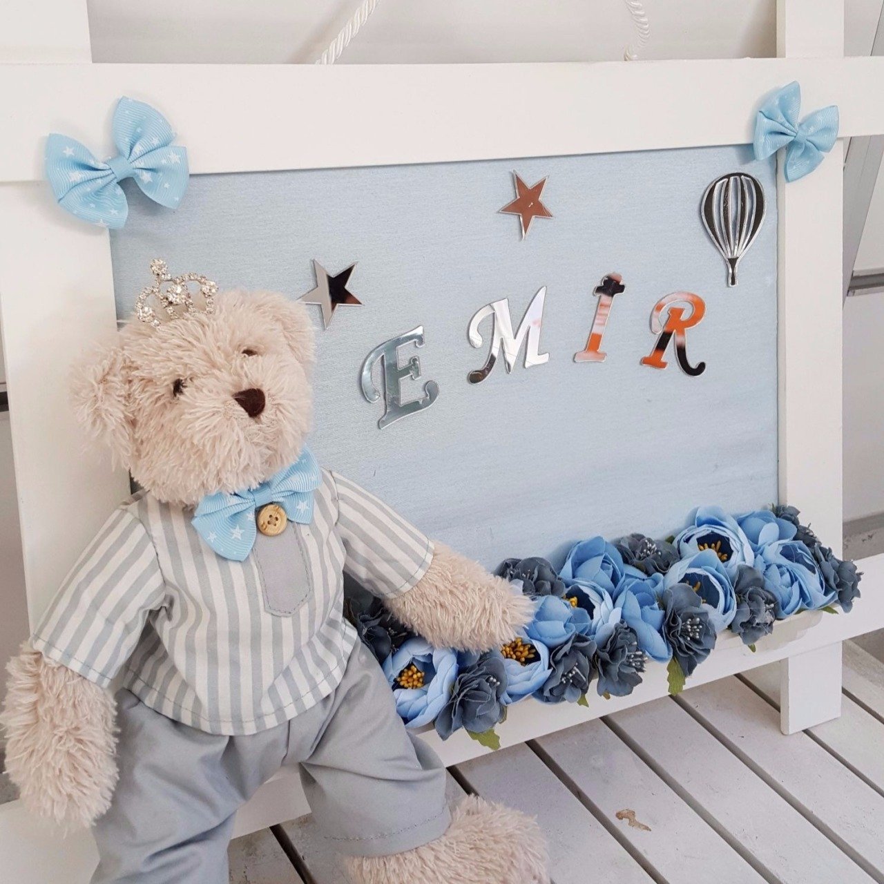 Süslü,35*45 cm Çerçeve; Mavi Çizgili Ayıcıklı İsimli Kapı süsü
