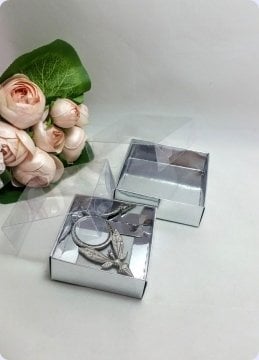 50 li 8x8x3 cm (Gümüş) Altı Karton Asetat Kapaklı Kutu
