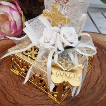 Süslü , 9*9*4 cm Kare İşli Vaftiz Şeker Kutusu