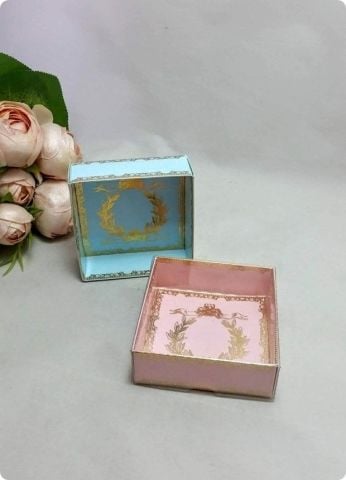 50 li 7x7x3 cm Altı Baskılı Karton Asetat Kapaklı Bebek Kutu