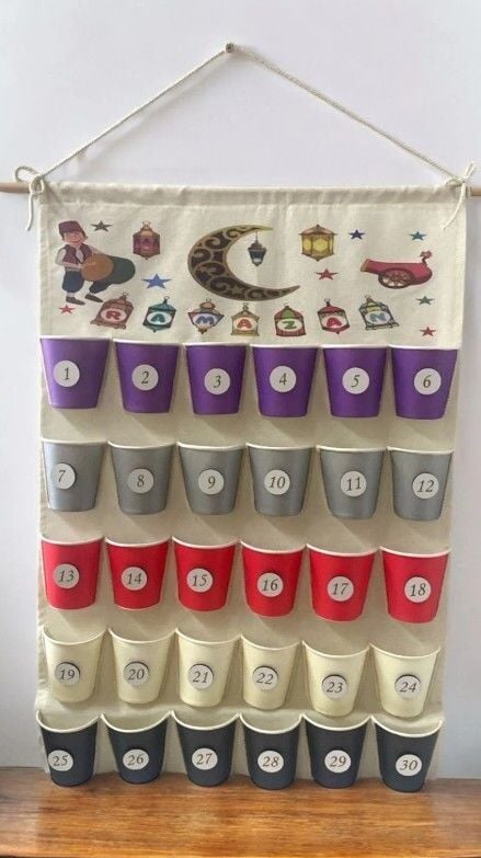 Kumaş üzerine renkli ramazan hediye takvimi