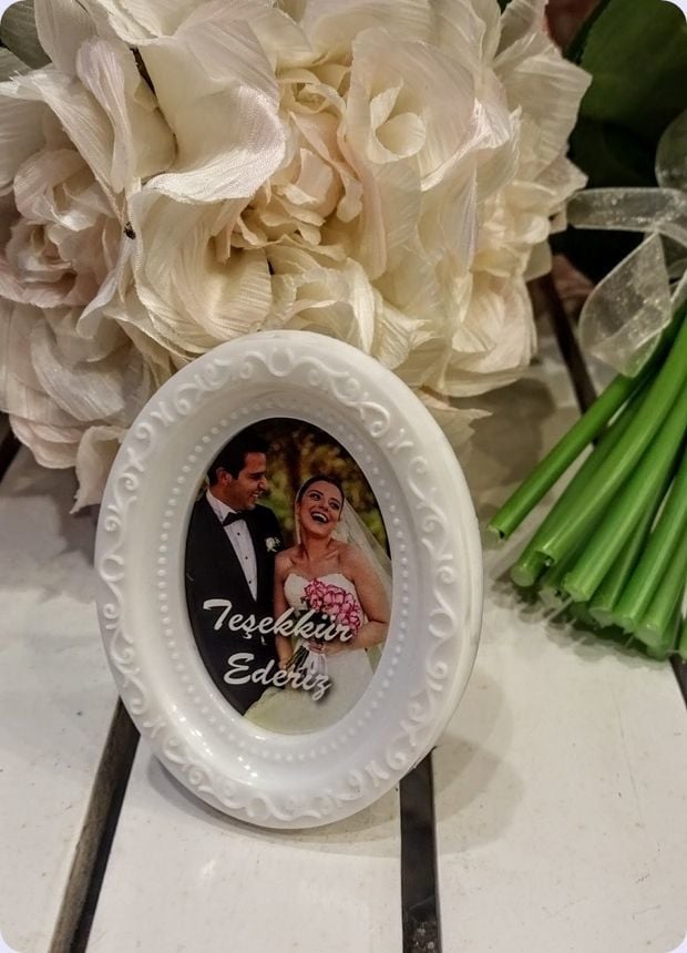 10 Lu Polyester Oval İşlemeli Çerçeve BEYAZ