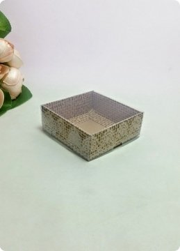 50 li 8x8x3 cm Altı Karton (Dantel Desenli) DEmonte Asetat Kapaklı Kutu