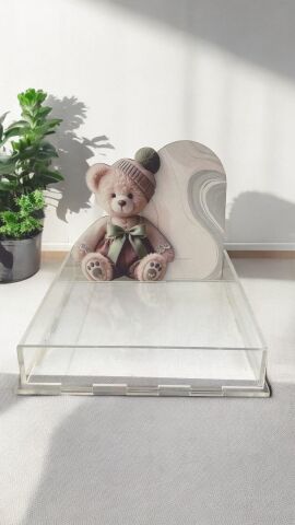 Yeşil kahve ayıcık dekorlu Pleksi çikolata sunum kutusu