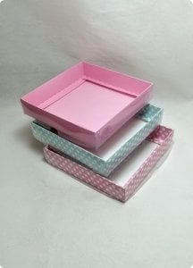 15x15x3 Cm Altı Karton, Üstü Asetat/Şeffaf Kapaklı Kare Kutu 25 li