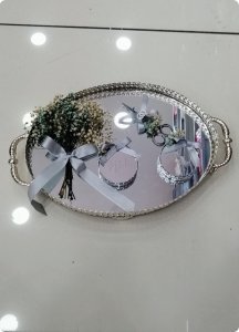Süslü Metal OVAL yükselticili çiçekli yüzük tepsisi
