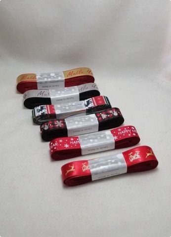2 Cm New Year Yazılı Kırmızı Zemin Grogren Kurdela 10 Mt.