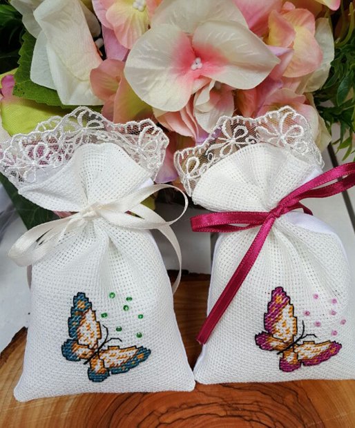 Süslü , Etamin İşlemeli Lavantalı Kese 1 Ad./Paket