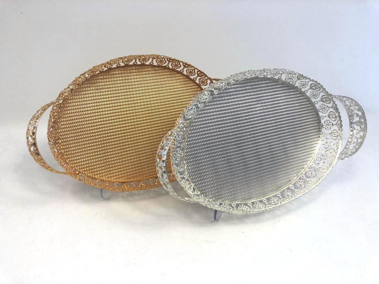 Çiçek Desenli Oval Metal tepsi