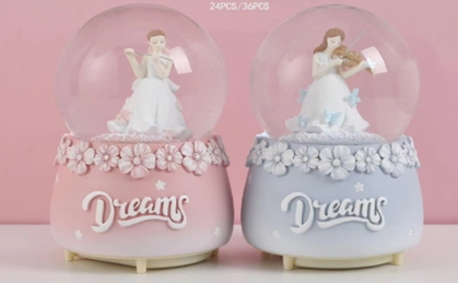 Işıklı Müzikli Kar Küresi Orta Boy