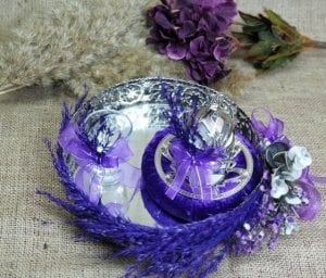 Süslü Tüylü çiçekli damat kahvesi