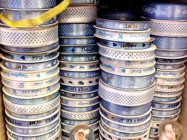 1 cm Saten Baskılı Kurdela It\'s a boy Yazılı Mavi Üzeri Lacivert (En 1 cm)