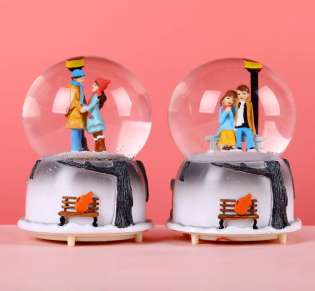 Işıklı Müzikli Kar Küresi Orta Boy MH-98