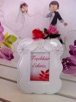 Süslü Polyester Çerçeve Kare