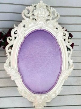 Bebek Odası ; Barok Yapraklı Polyester,Kumaş ( Eflatun Kadife ) Kaplı Kapı Süsü Fon