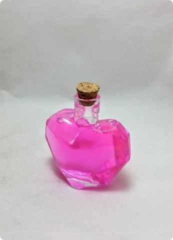 20 li Mantar Tıpalı Kalp Cam Şişe