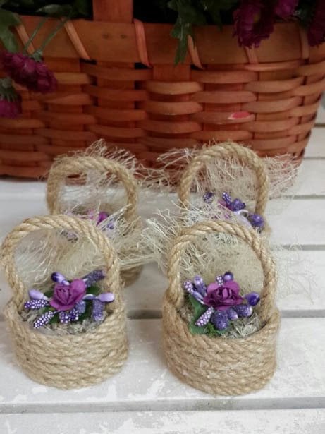 1 Pkt. jüt İpten Mini Mor Çiçek Sepeti Süslü Söz-Nişan Sekeri
