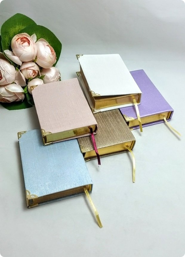 12x8 Cm Osmanlı İpeği Kumaş Kaplı Kuran-ı Kerim