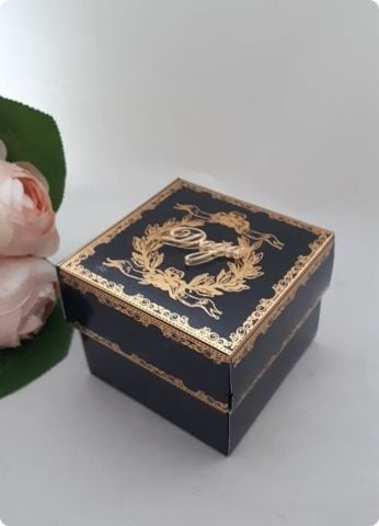20 li 8x8x6 Cm Varak Baskılı Karton Siyah Kutu
