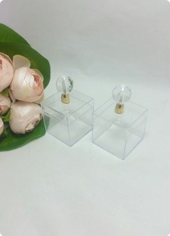 12 li Metalize Kristal Tepelikli 5x5x5 cm Mika Pleksi Küp Kutu