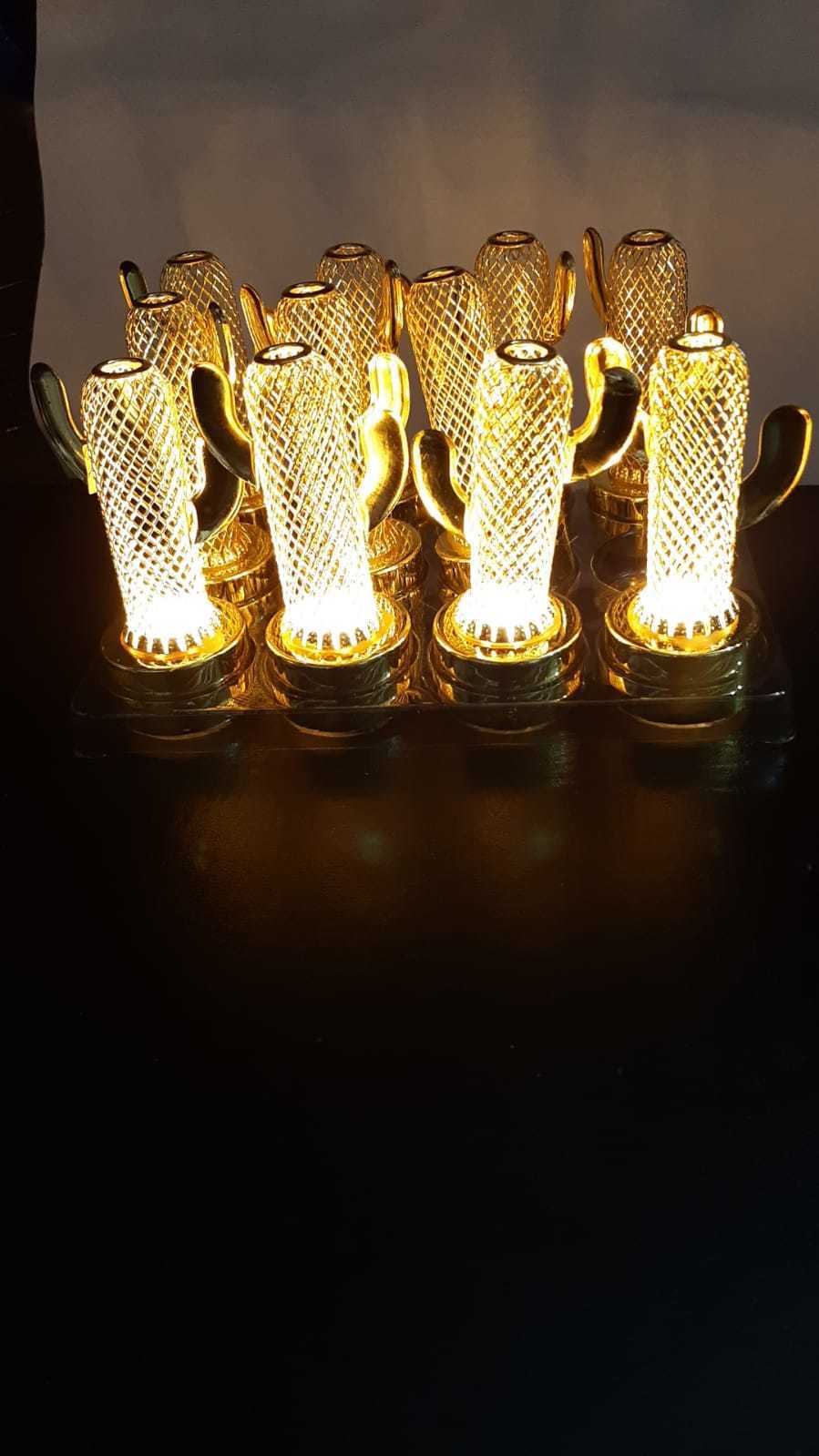 12 li LED Kaktüs Lamba Alt Kısmı Gold renk