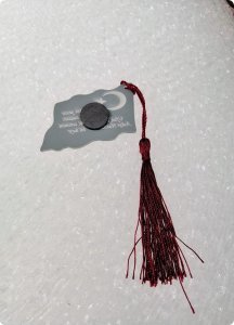 Süslü Bayrak pleksi ayna asker hatırası (4*6 cm )