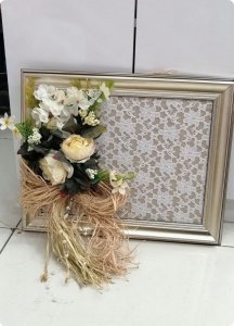 Süslü Dantelli Ahşap Çerçeve Kapı süsü / sepet / yastık