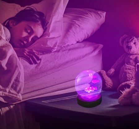 Dekoratif Bulut ve Yağmur Tasarımlı Ahşap altlıklı Işıklı Cam Küre Büyük Boy