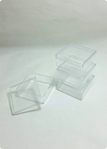 6,5X6,5X2,5 cm yassı Kare Şeffaf Mika Şeker & Draje Kutu