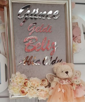 Süslü; 40*60 cm Kız Bebek Odası Ayıcıklı Kapı Süsü
