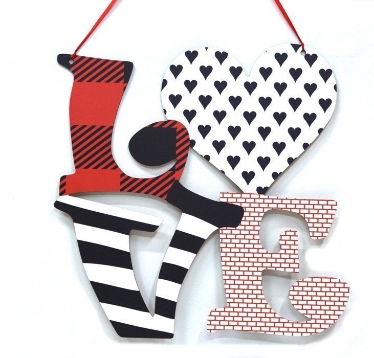 Ahşap Alt Alta Renkli Love Dekor (53,5*53cm)
