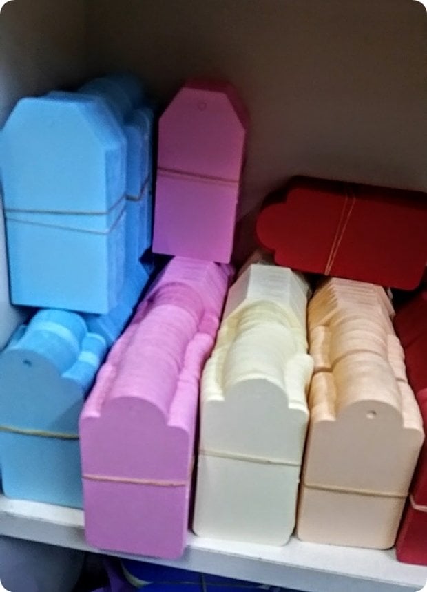 50 Adet Renkli 10,5 cm (Büyük Boy) Vintage İsim Etiket / Karton  (80 Gr.Hamur Kağıda) (Söz, Nişan,Nikah,Bebek Şekeri İsim Etiketi)