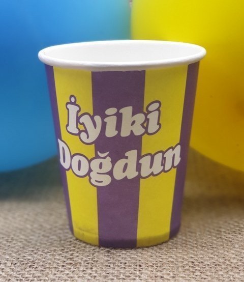 8 li Sarı Lacivert İyi ki Doğdun Kağıt Bardak