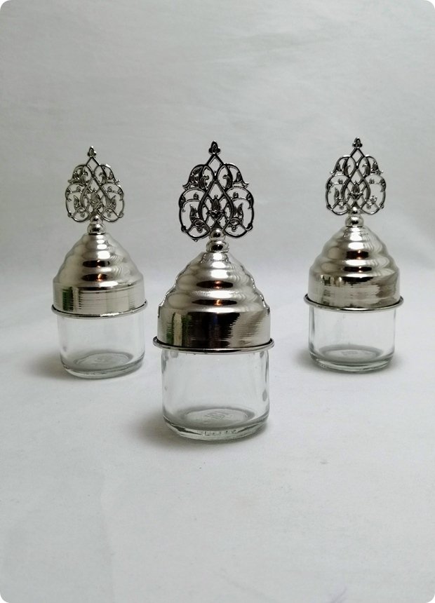 20 li Metal Güneş Tepelikli Cam Kavanoz