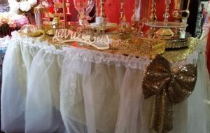 Kristal tüllü masa eteği tütüsü