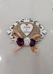 50 Li Ahşap Kalpli desenli çiçekli söz,nişan,nikah şekeri
