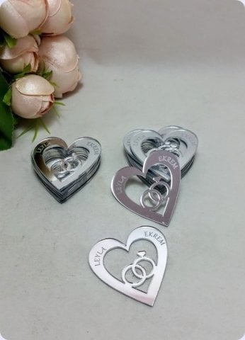 İçi alyanslı kalp pleksi ayna (4,5 cm)
